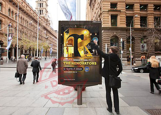 32 pulgadas que hacen publicidad del quiosco de la señalización de Digitaces, jugador 1920x1080 de la publicidad del Lcd