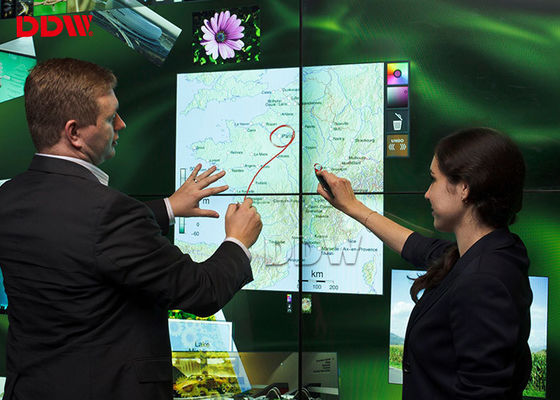 la pared multi de la pantalla de visualización de 1.7m m, 700 liendres la pantalla táctil Videowall con el sensor de movimiento