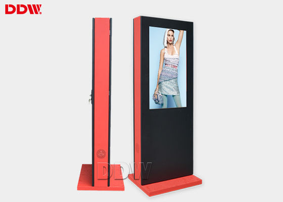 55 pulgadas de la señalización digital al aire libre impermeable 2500 Nits Soporte multilingüe